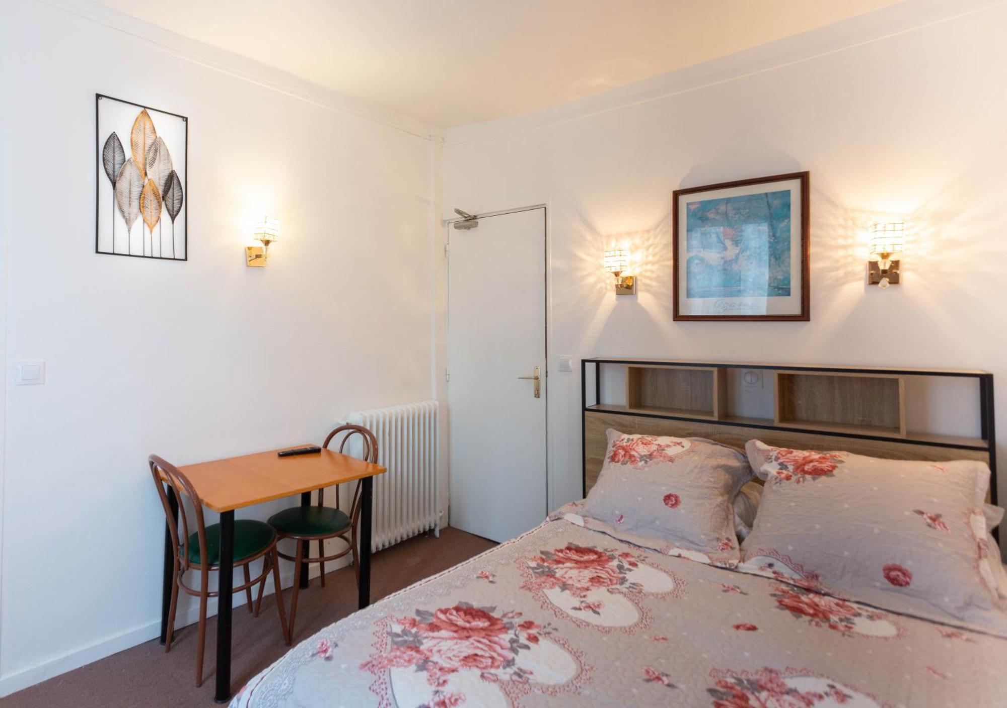 Ideal Design Hotel 3*