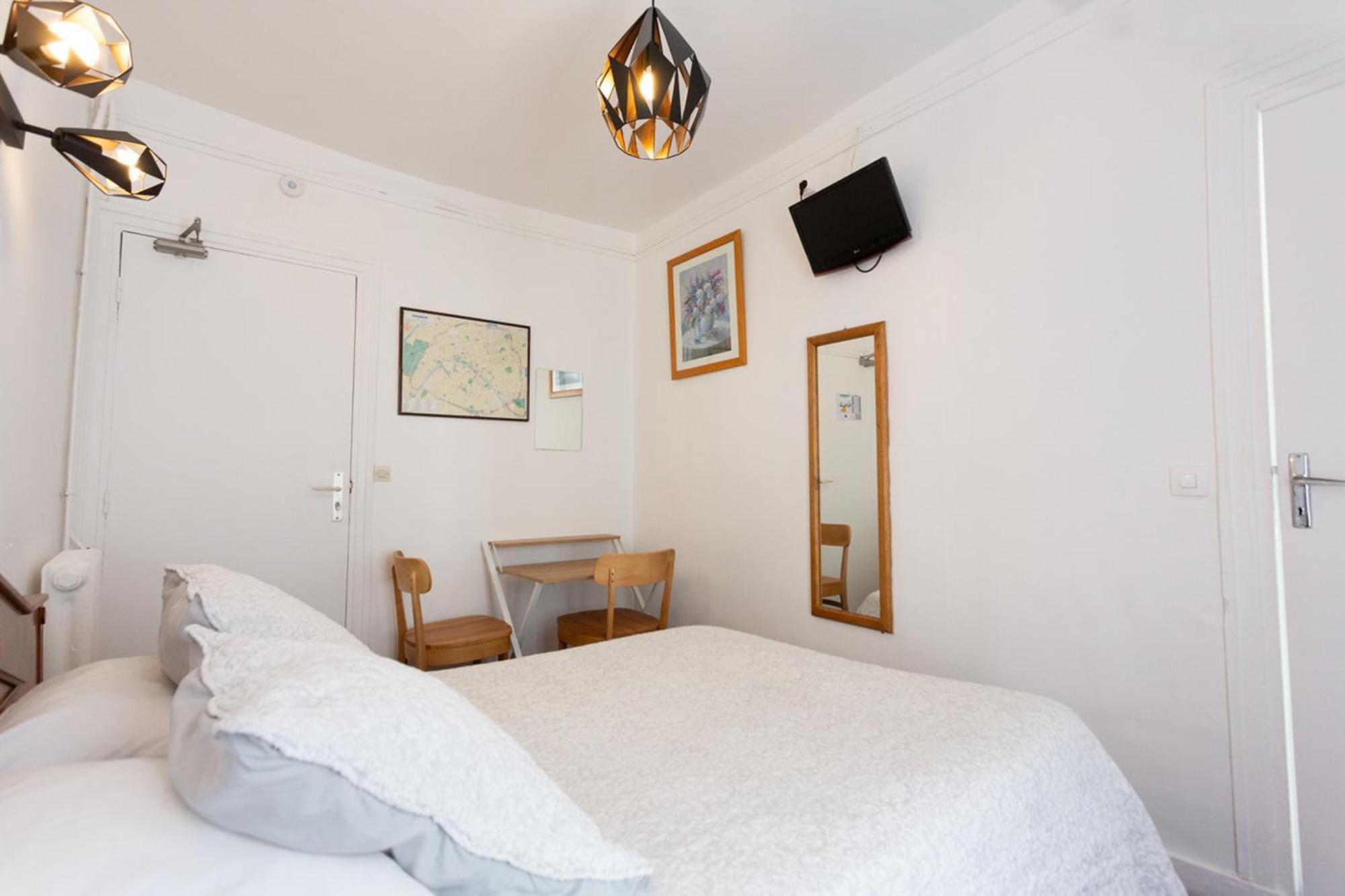 Ideal Design Hotel 3*